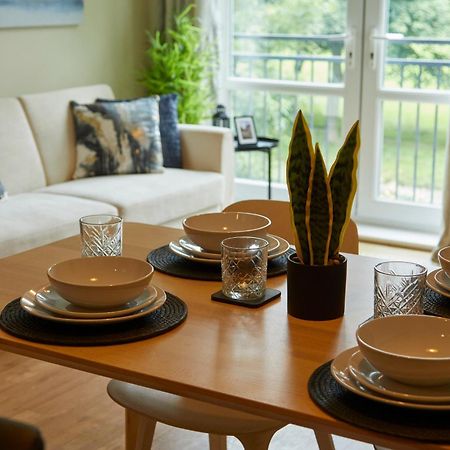 Stylish 2-Bedroom Apartment With Free Parking 할리팩스 외부 사진